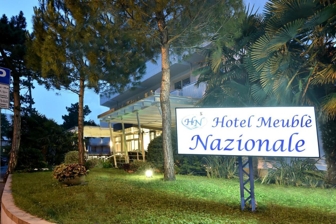 Hotel Meuble Nazionale Lignano Sabbiadoro Buitenkant foto