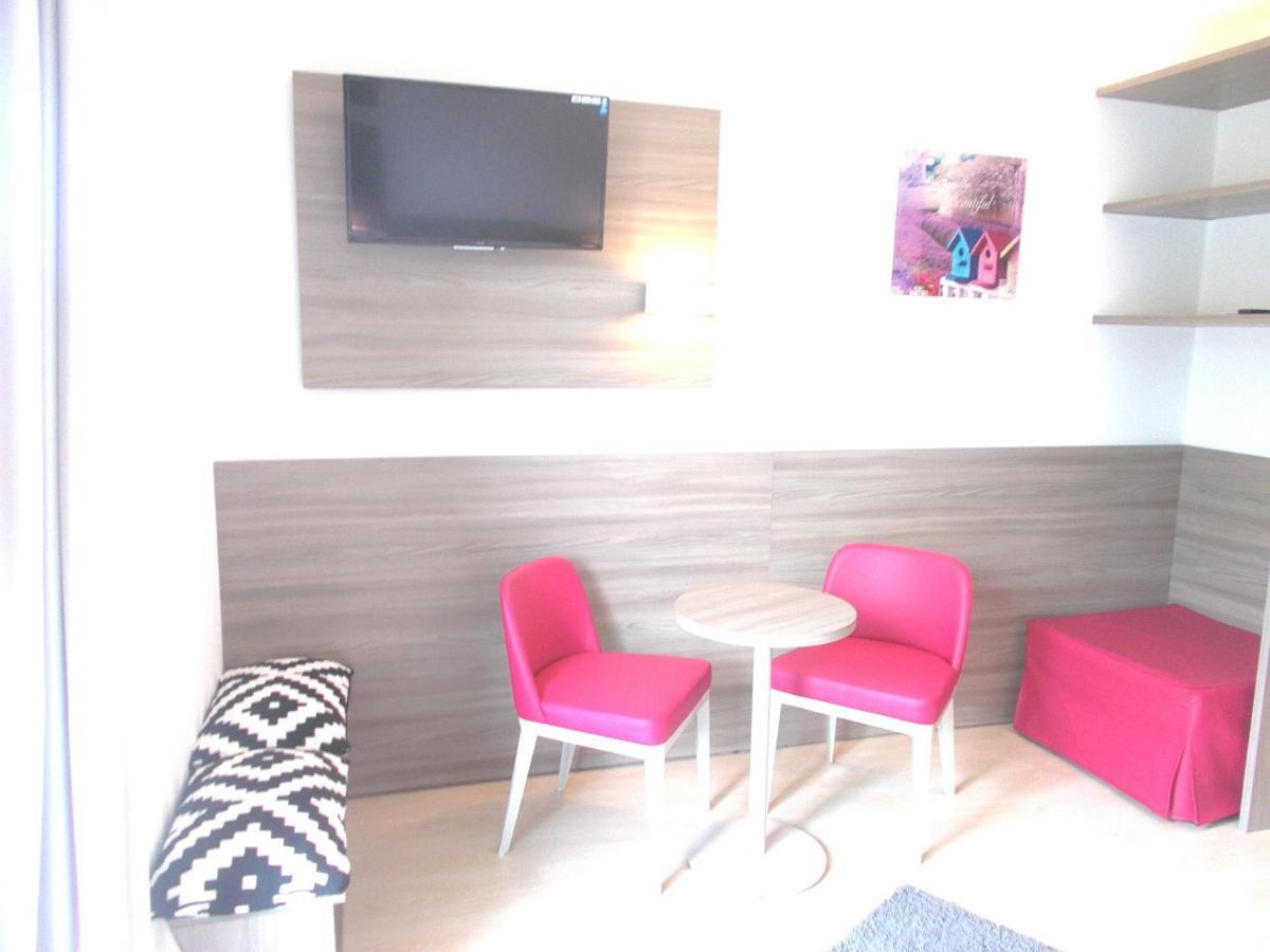 Hotel Meuble Nazionale Lignano Sabbiadoro Buitenkant foto