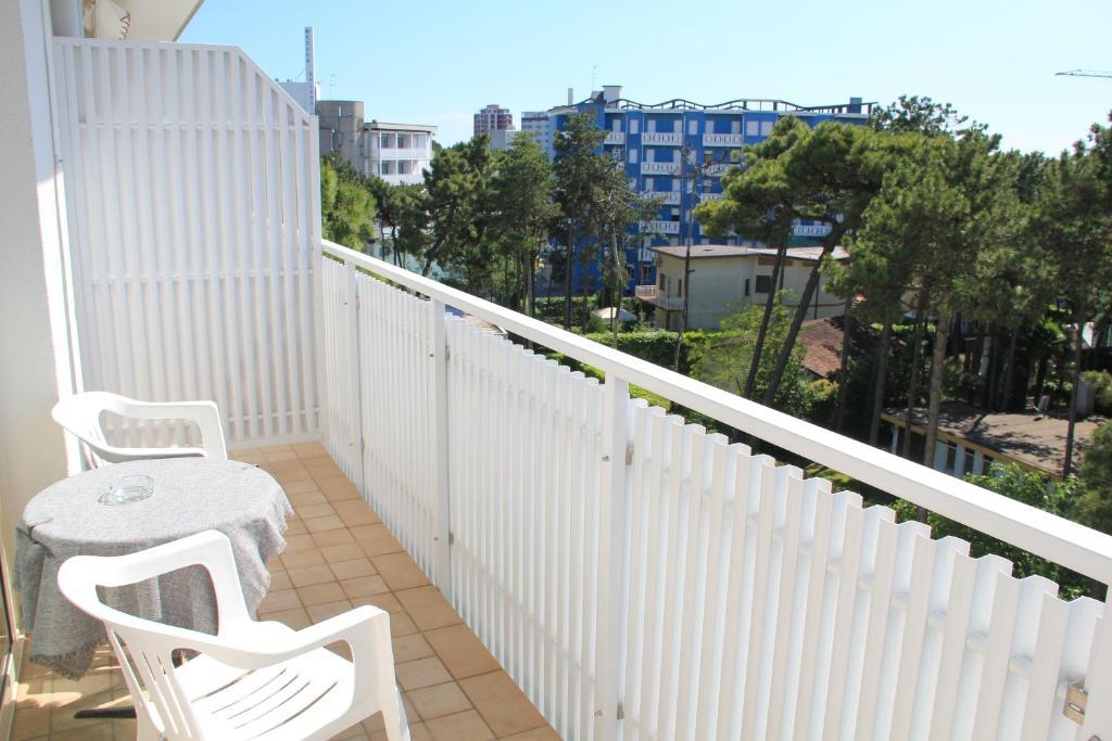 Hotel Meuble Nazionale Lignano Sabbiadoro Kamer foto